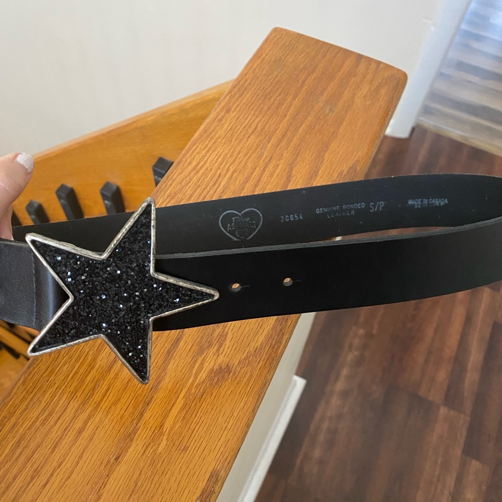 Star Belt - Picture 2 of 3